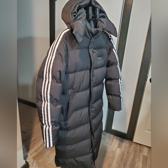 NEW Womens Heated Black Puffer Coat 100% Poly Fiber Fill With Battery Pack SZ S - Picture 5 of 14